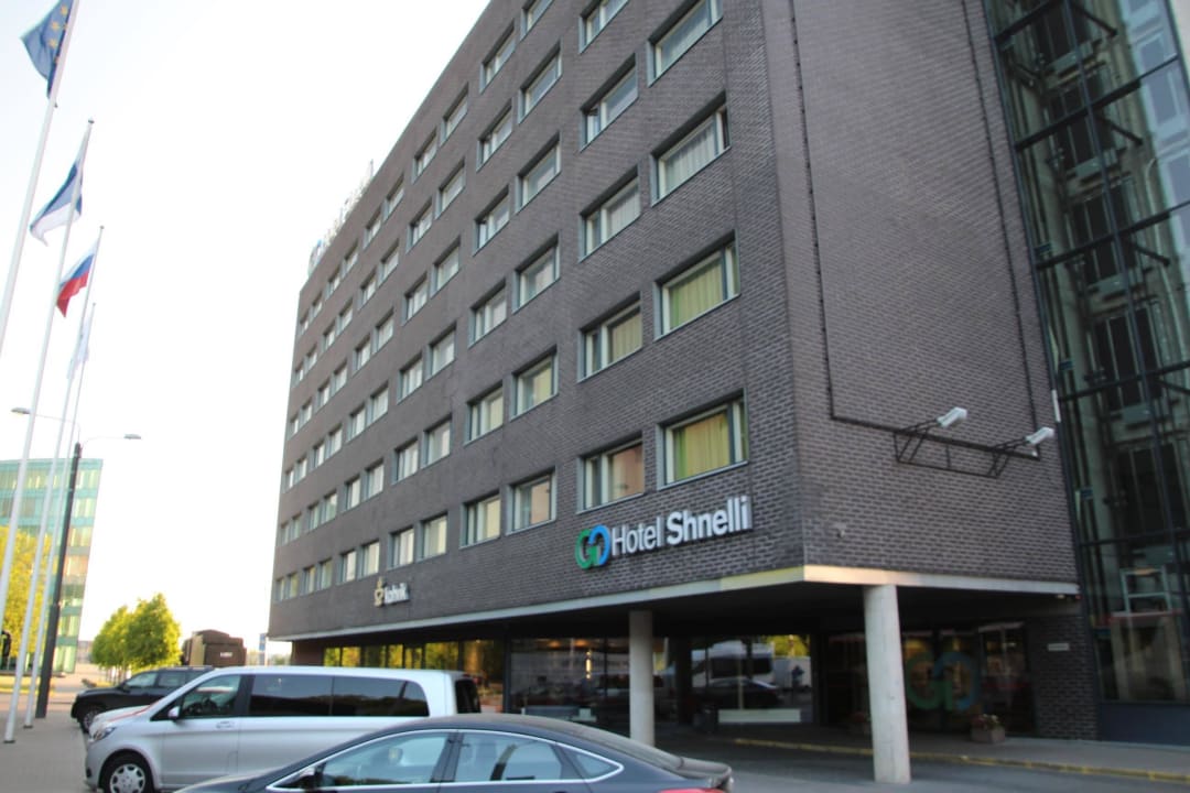 Von außen GO Hotel Shnelli