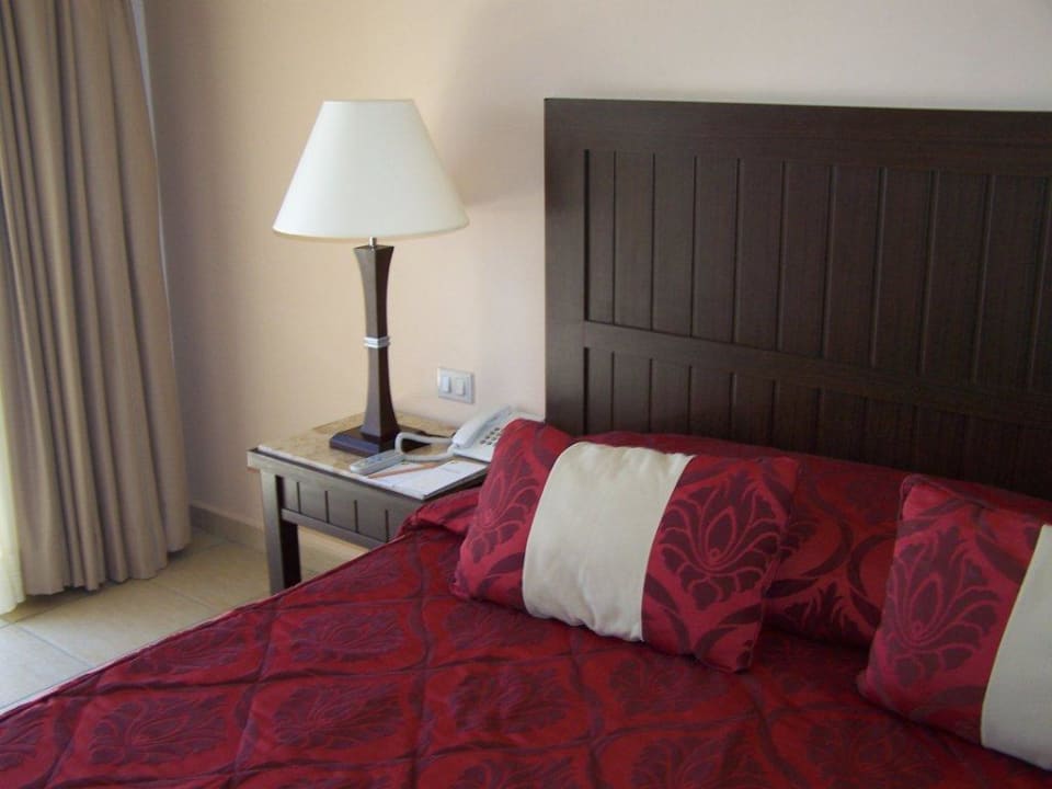 Blick aufs Bett TUI MAGIC LIFE Kalawy