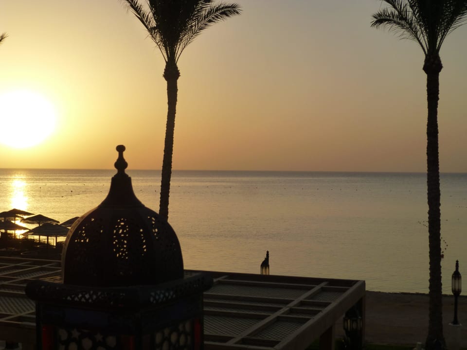 Sonnenaufgang Infinity Pool Makadi Spa - Adults only