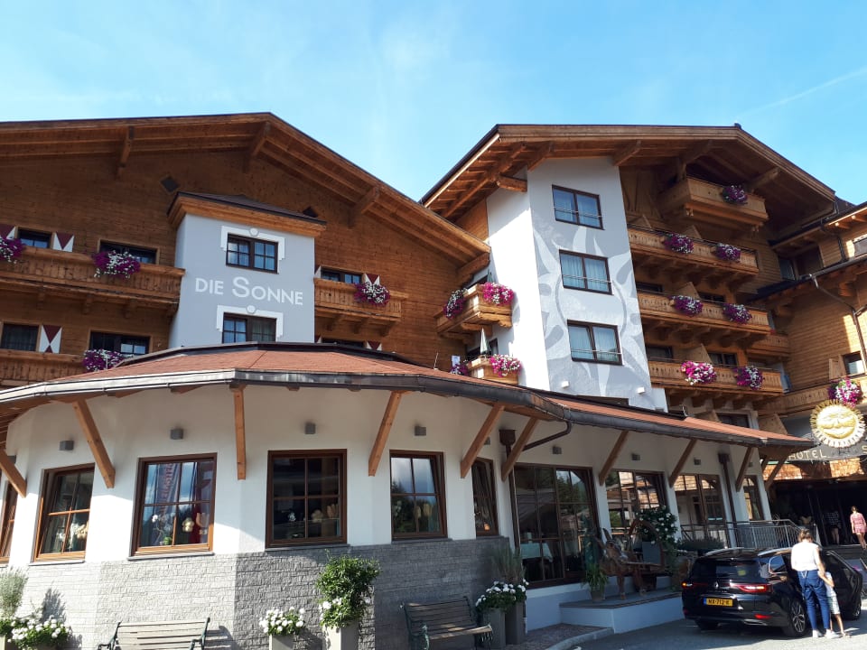  Au enansicht Hotel DIE SONNE Saalbach Hinterglemm HolidayCheck 