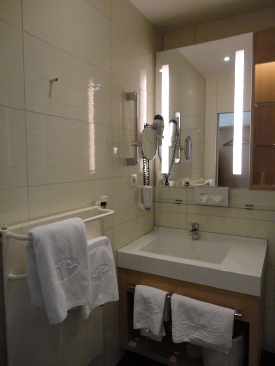 Badezimmer Heilthermen Resort Bad Waltersdorf