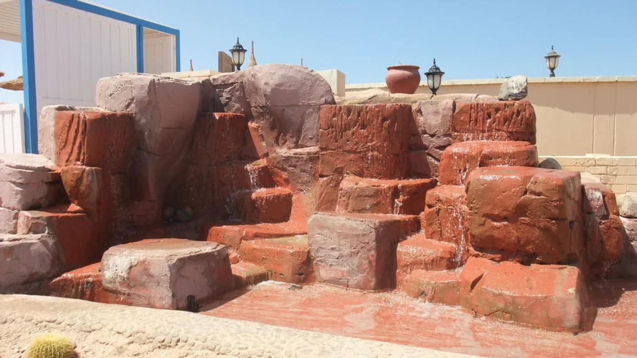 Brunnen am Castello Pool Pickalbatros Dana Beach Resort - Hurghada