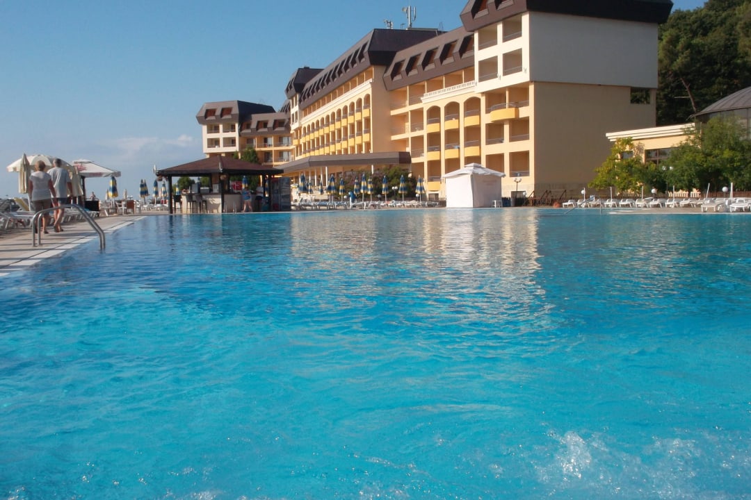 Poolanlage HVD Riviera Beach