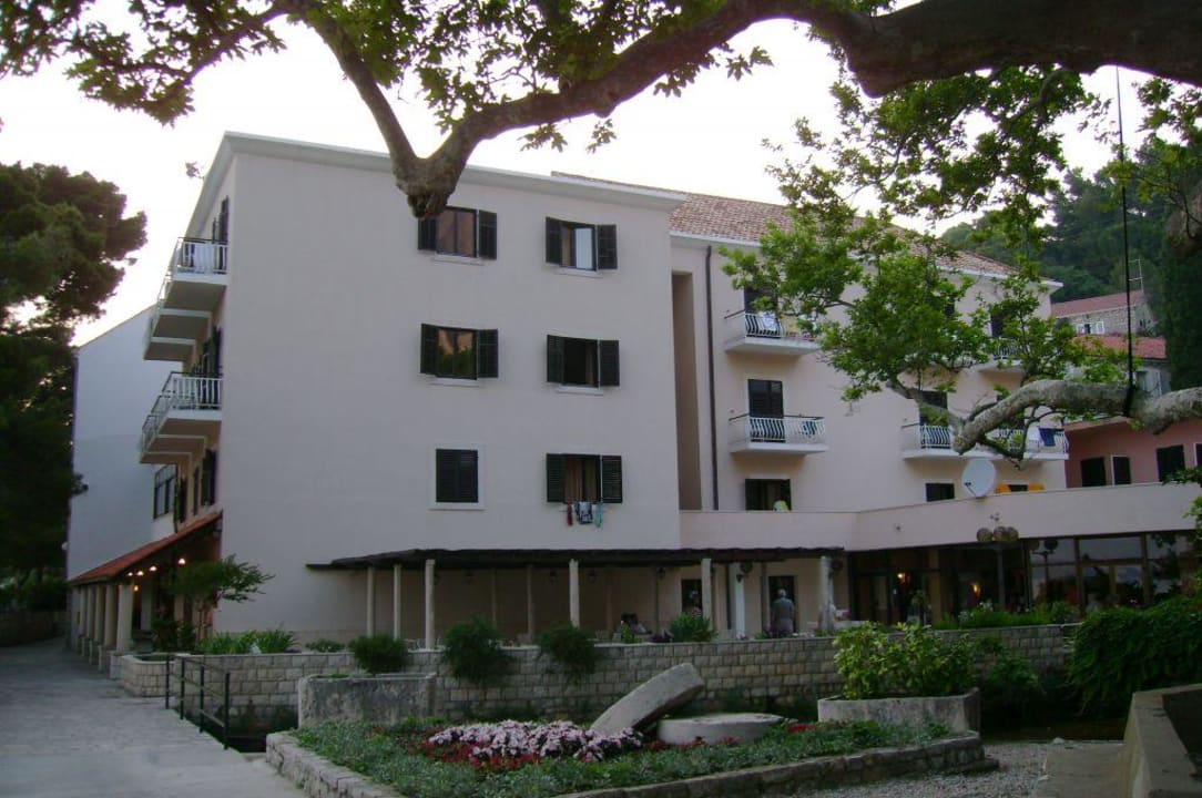 Aussenansicht des Hotels Maistra Select Mlini Hotel