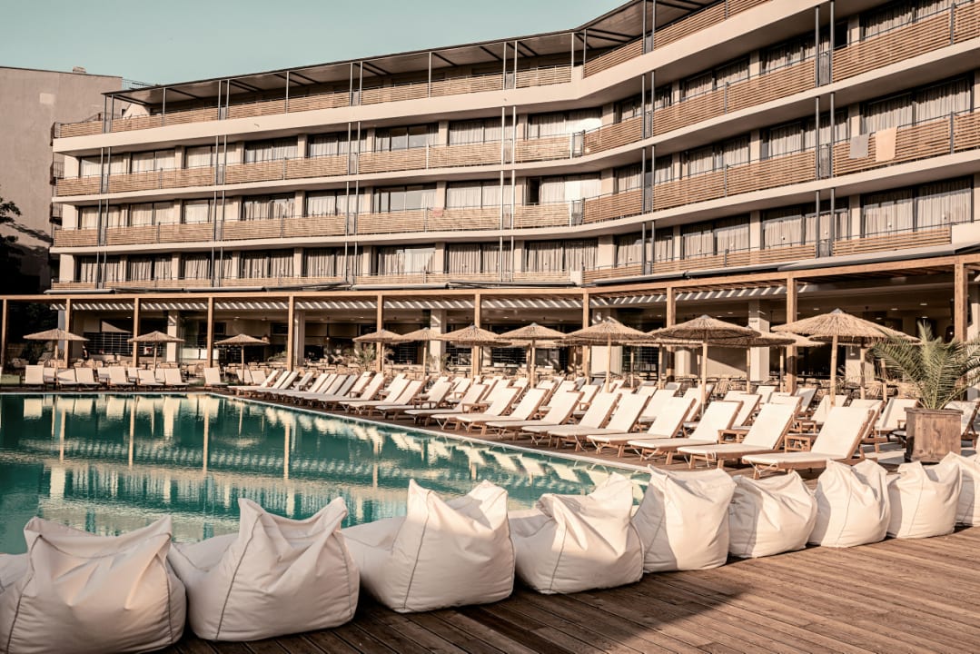 Pool Cook's Club Sunny Beach