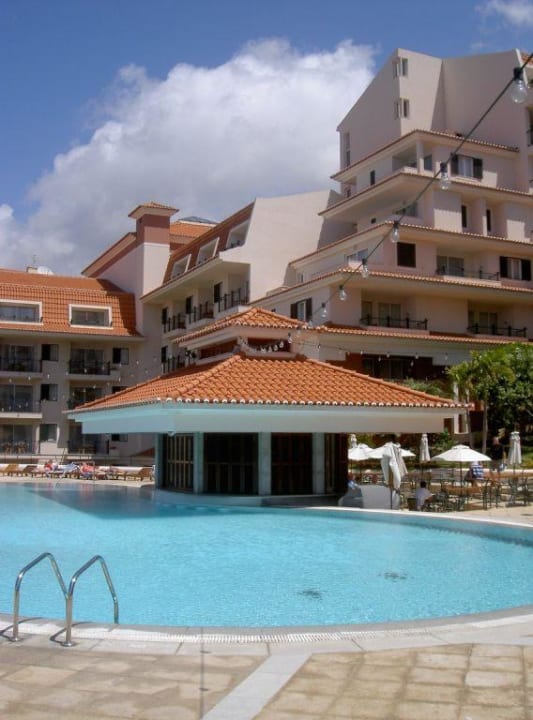 Pool Pestana Royal Premium All Inclusive Ocean & Spa Resort