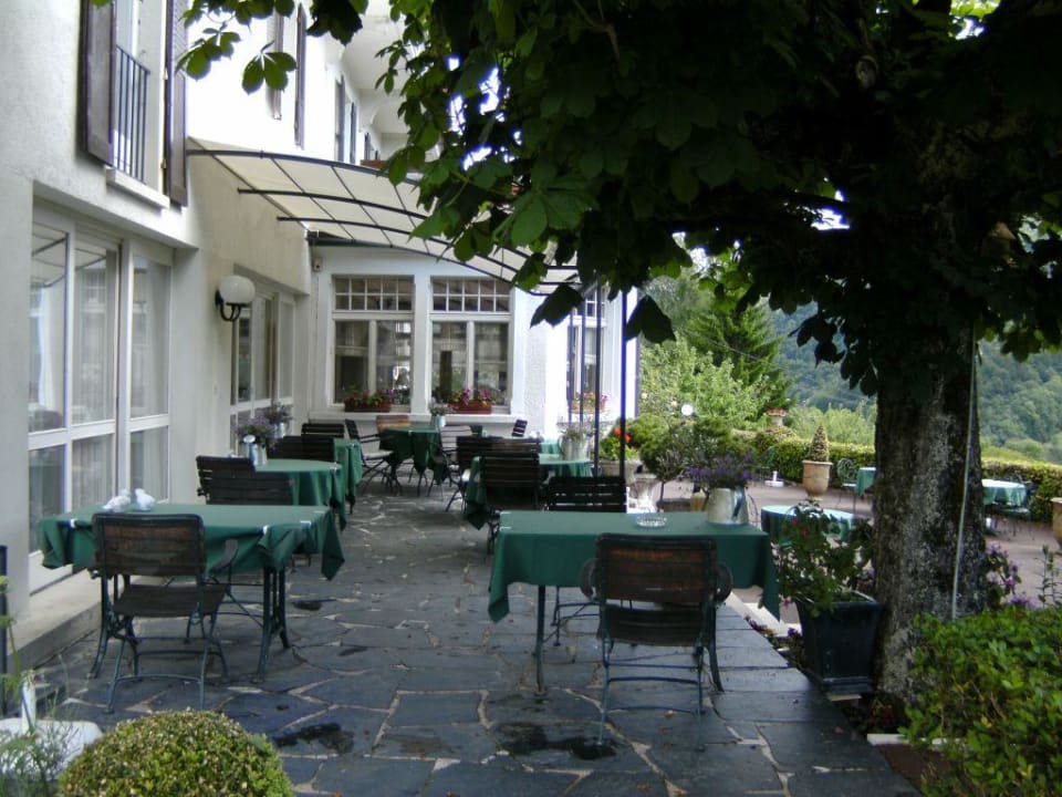 Restaurantplätze im Freien Hotel Taillard