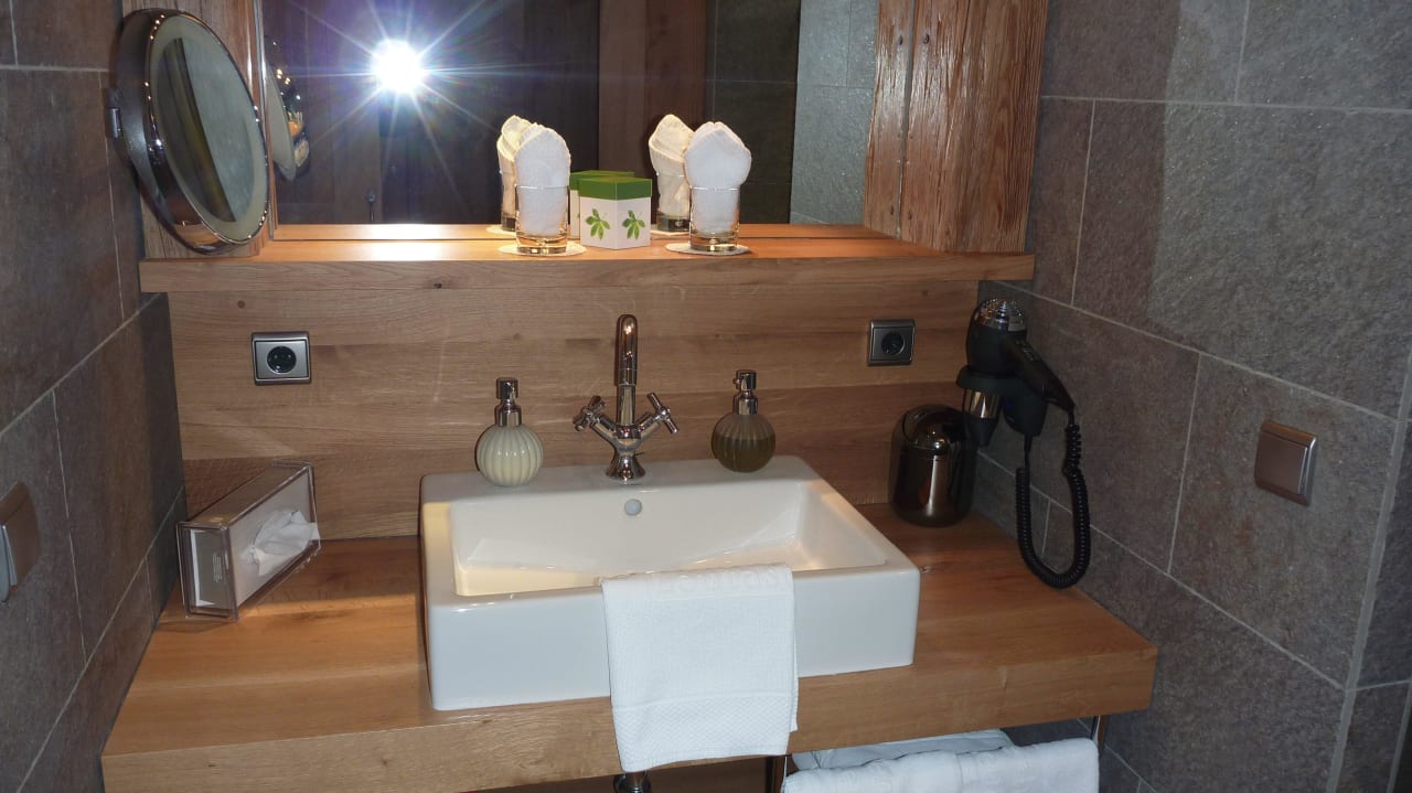 Bad Hotel Quellenhof Leutasch, Tirol