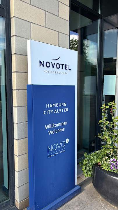 Sonstiges Novotel Hamburg City Alster