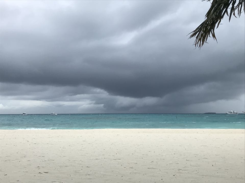 Strand Meeru Maldives Resort Island
