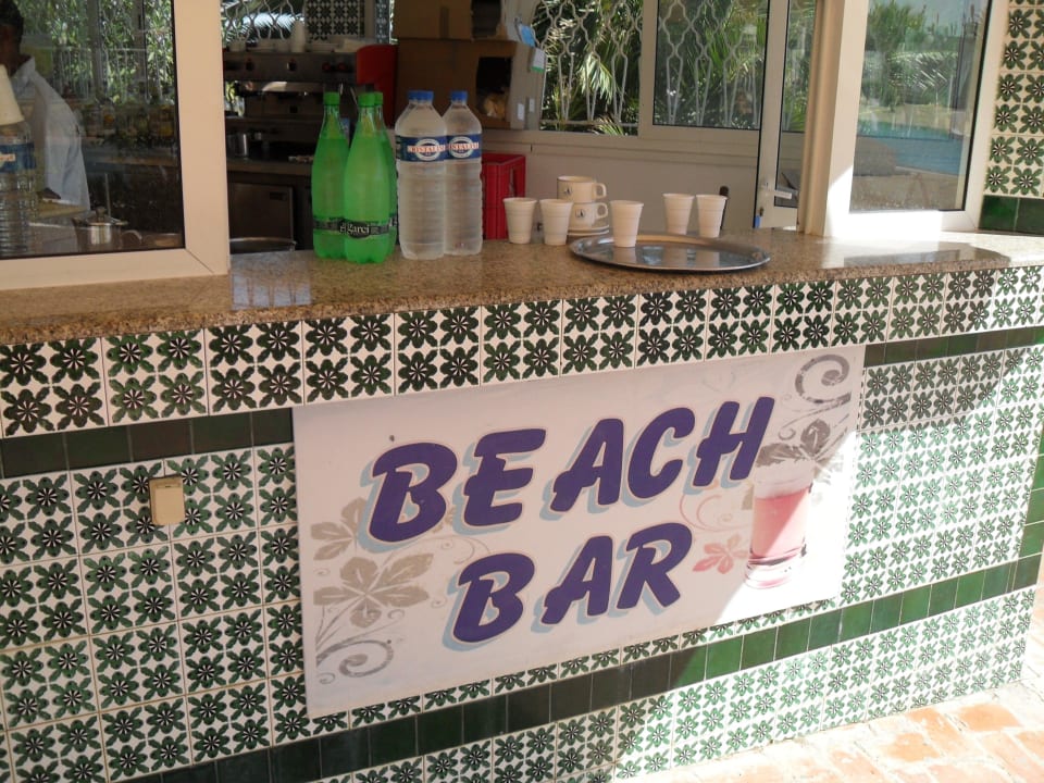  Beach Bar Hotel El Mouradi Palm Marina