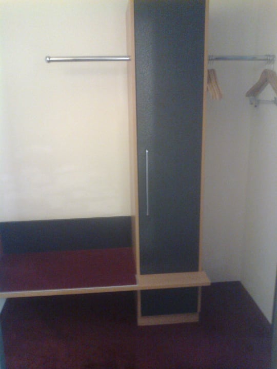 Schrank NH Dresden Neustadt