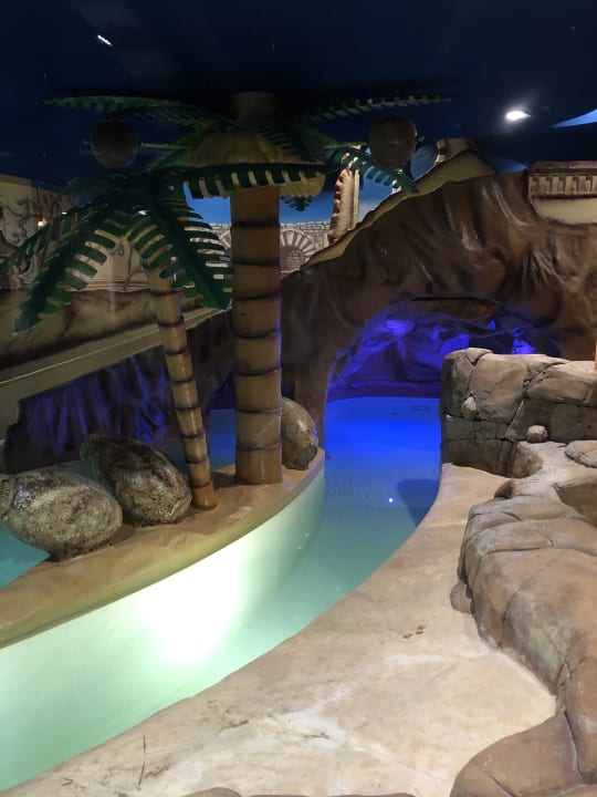 Pool Heide Park Abenteuerhotel