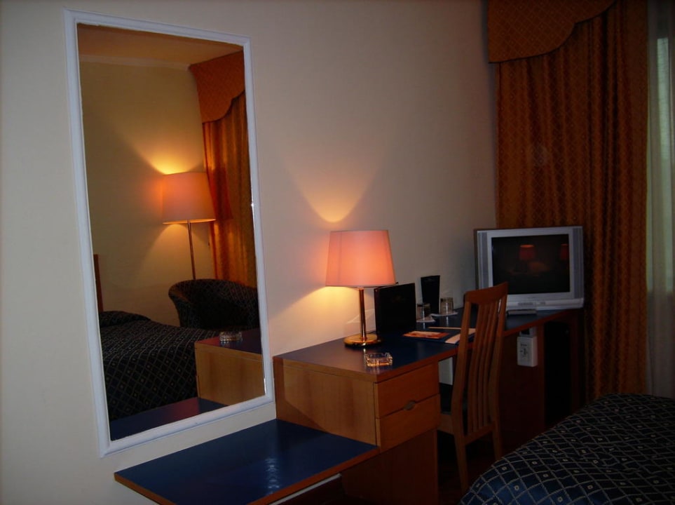 Zimmer 1108 Tirana International Hotel & Conference Centre