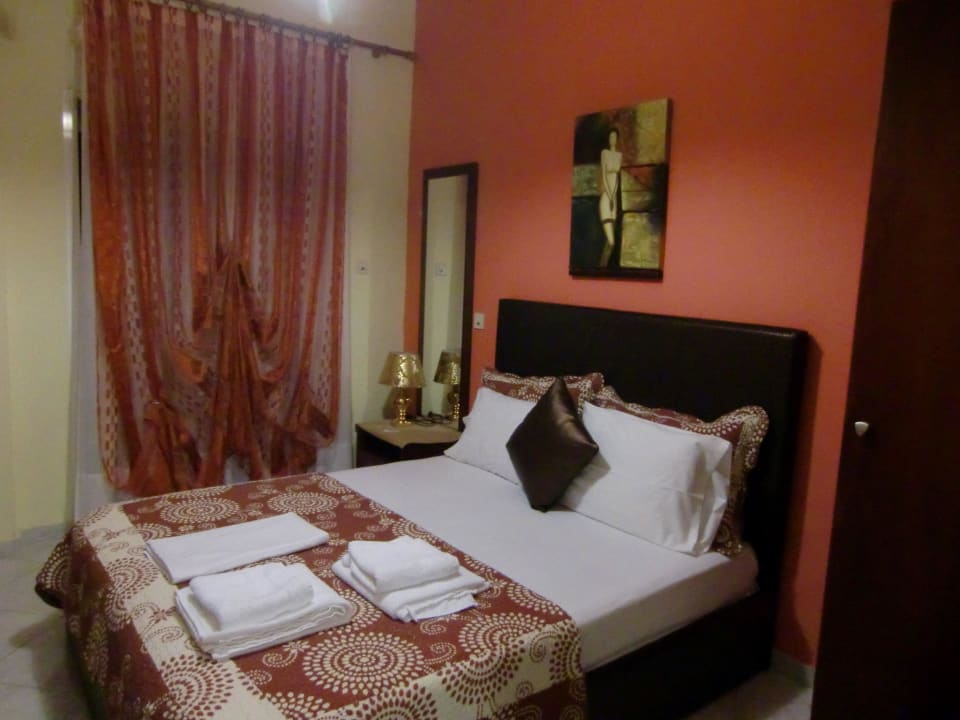 Wohnraum/Schlafzimmer Iliadis House