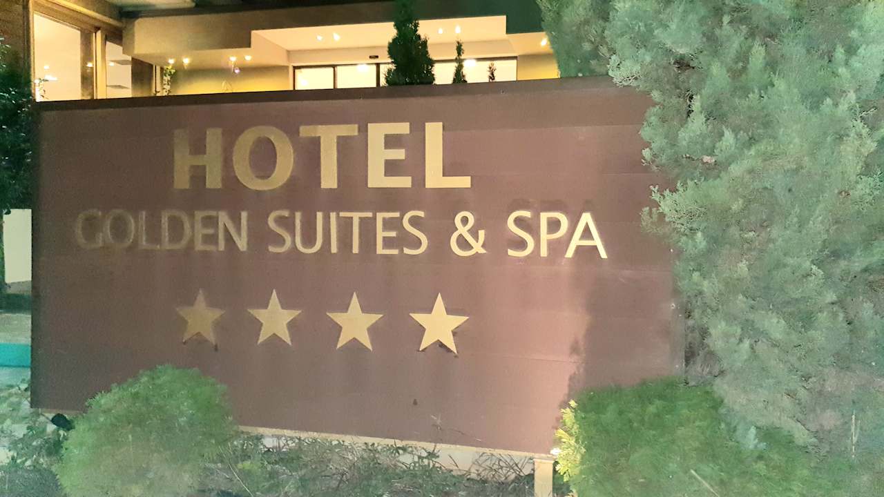 Außenansicht Golden Rooms