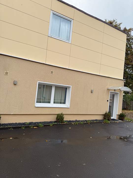 Außenansicht AS Hotel