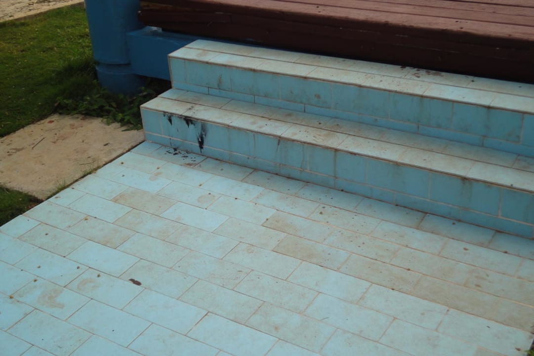 Verdreckter Pool Sol Hicacos Varadero