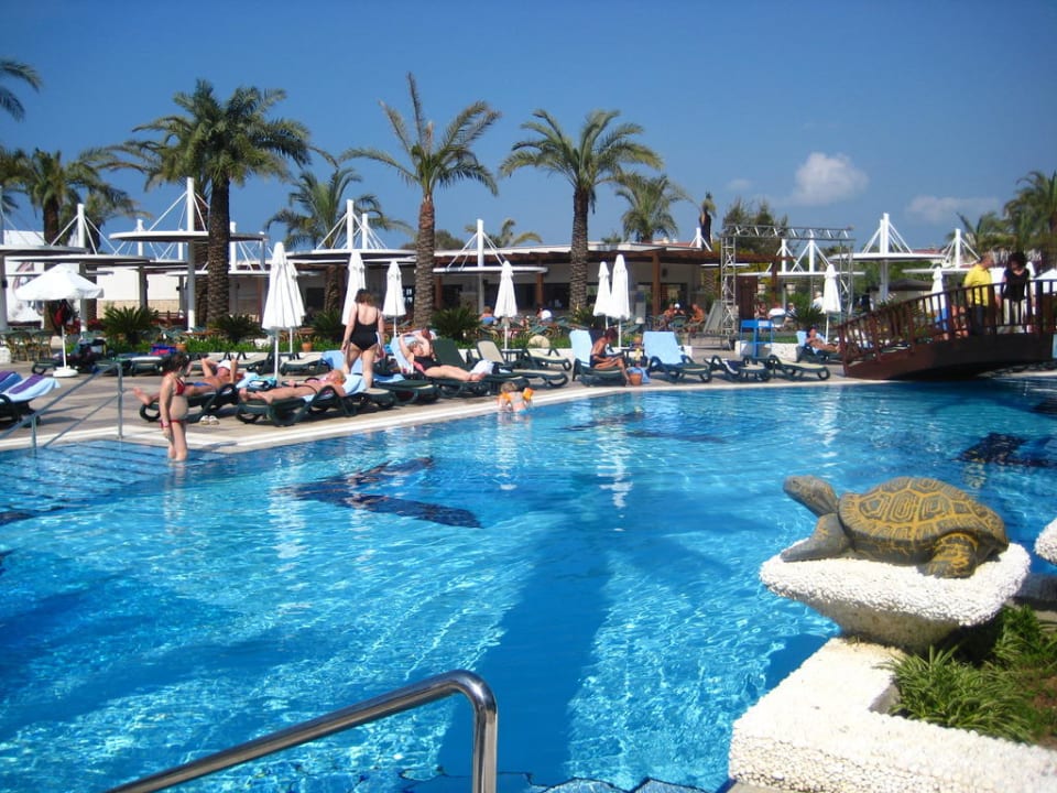 Blick auf Poolbar Sunis Kumköy Beach Resort Hotel & Spa