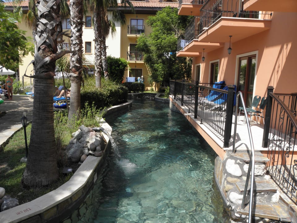 Pool Club Grand Aqua