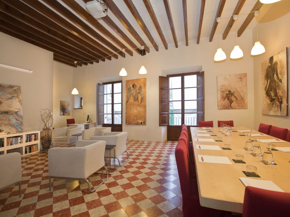 Sala de reunión /Meetings Fornalutx Petit Hotel