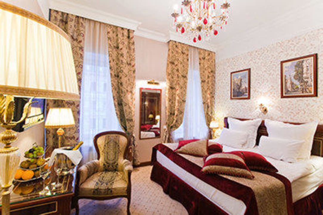 Делюкс  Boutique Hotel Golden Triangle
