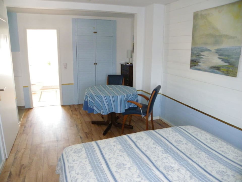 Seezimmer Pension Am Lewenberg B&B