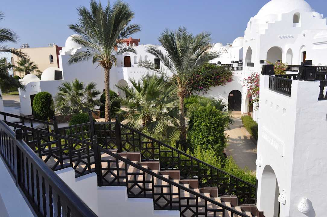 Территория отеля Arabella Azur Resort