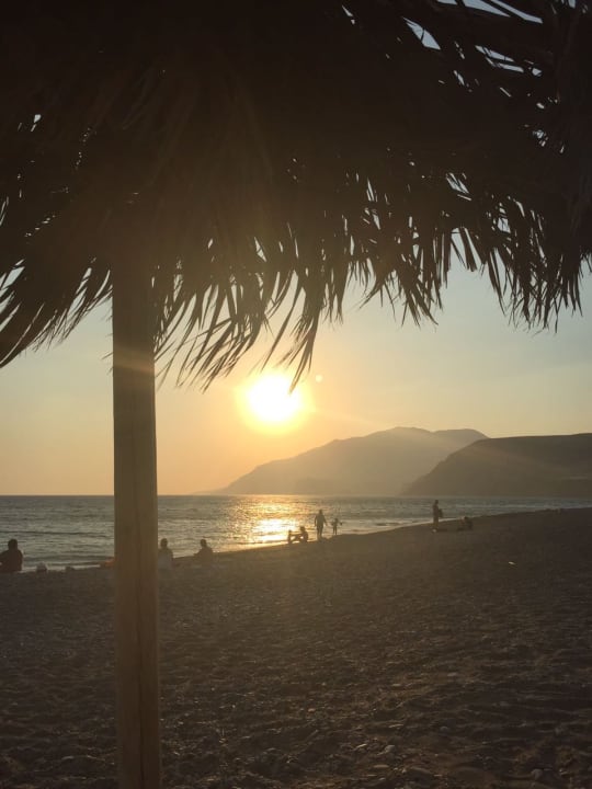 Strand Hotel Little Inn