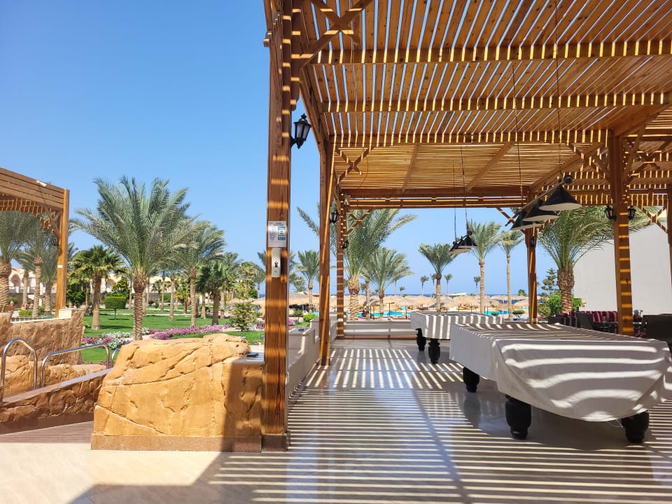 Gartenanlage Three Corners Sea Beach Resort