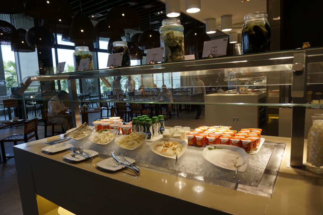 Gastro Crowne Plaza Hotel Yas Island