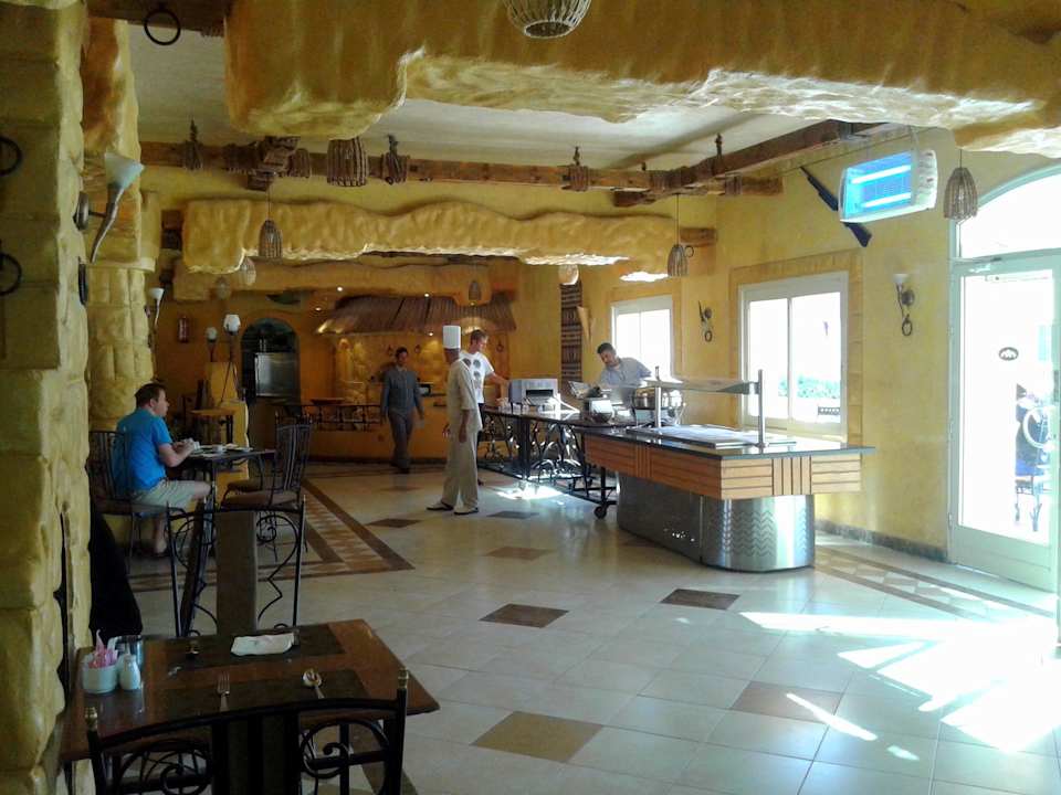 Главный ресторан Pickalbatros Alf Leila Wa Leila Resort - Neverland Hurghada