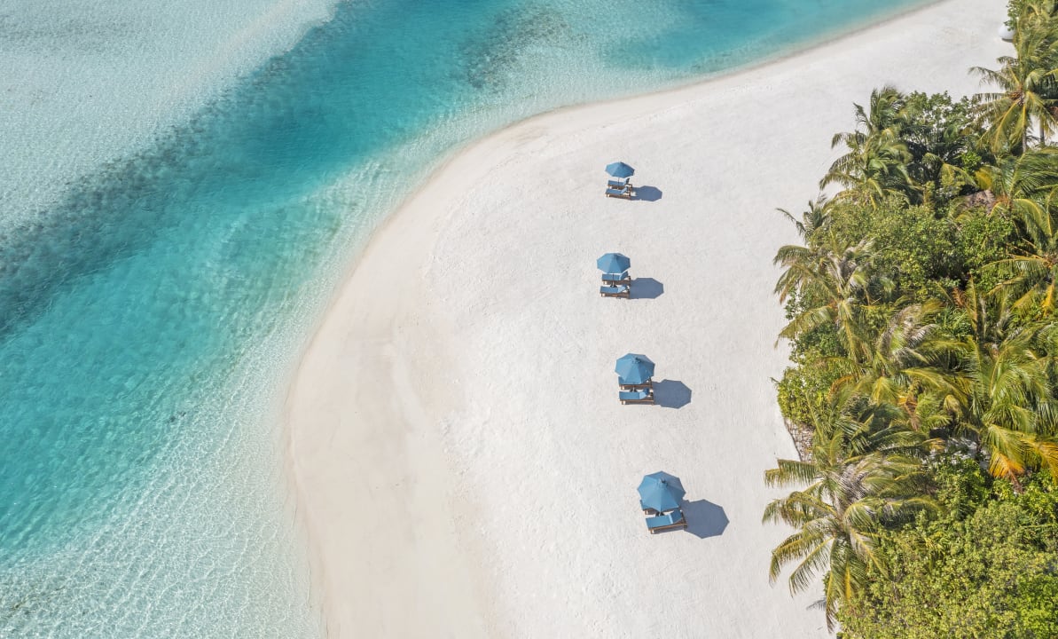 Strand Naladhu Private Island Maldives