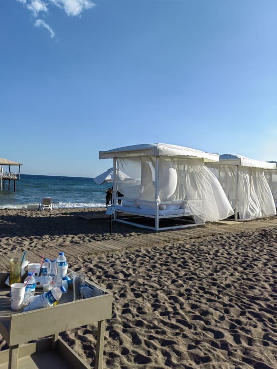 Strand Royal Holiday Palace