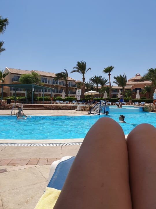 Pool Mövenpick Resort & Spa El Gouna