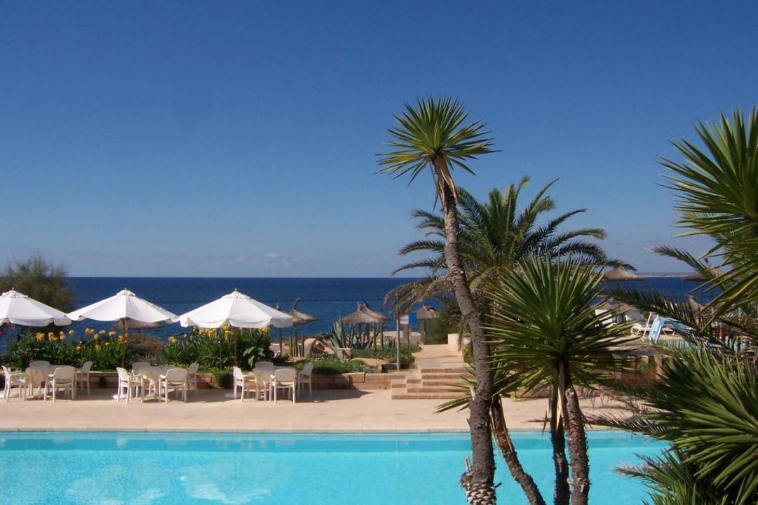 Schönster Arbeitsplatz Bikini Island & Mountain Hotel Es Trenc