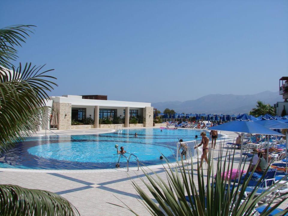Hauptpool Grand Hotel Holiday Resort
