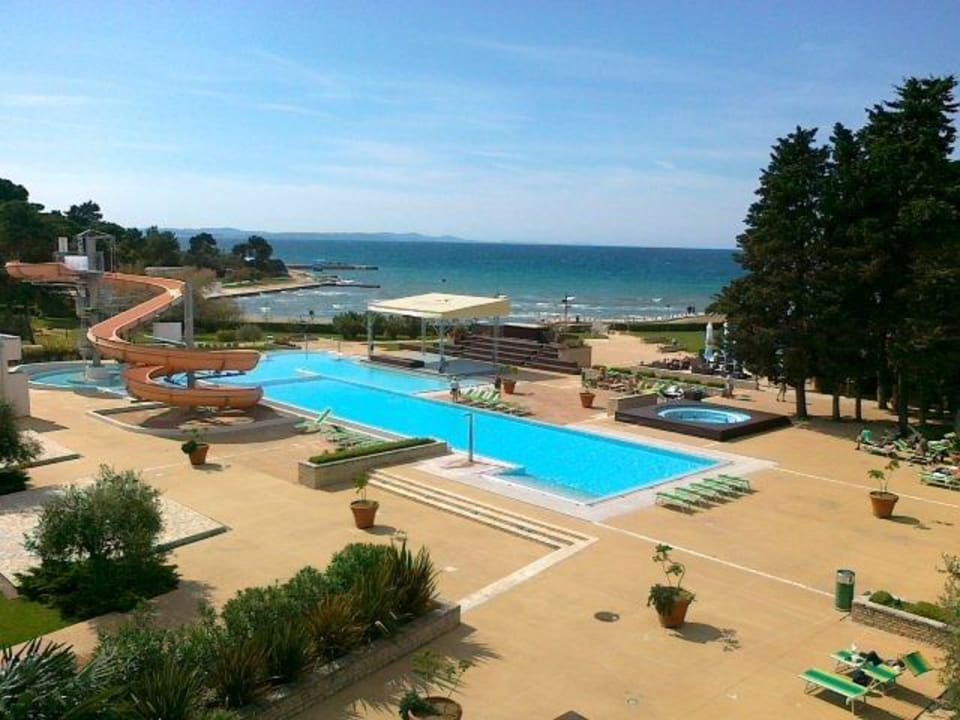 Outdoor pool Falkensteiner Club Funimation Borik