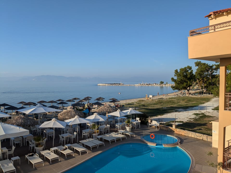 Ausblick Mediterranean Beach Hotel
