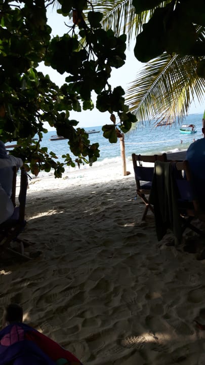 Gastro Hotel Kenya Bay Beach