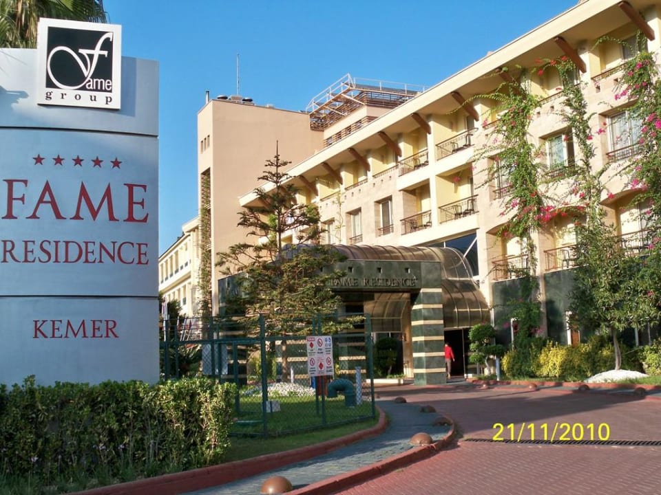 Entrance Fame Residence Kemer & Spa