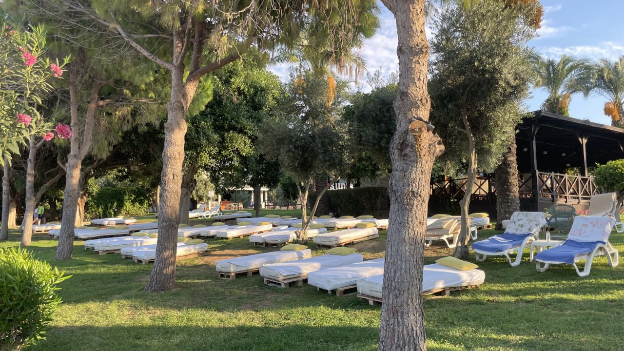 Gartenanlage Sunis Kumköy Beach Resort Hotel & Spa