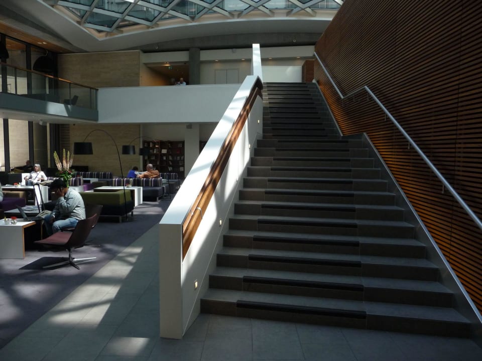 Eingangshalle DoubleTree by Hilton Hotel London - Tower of London