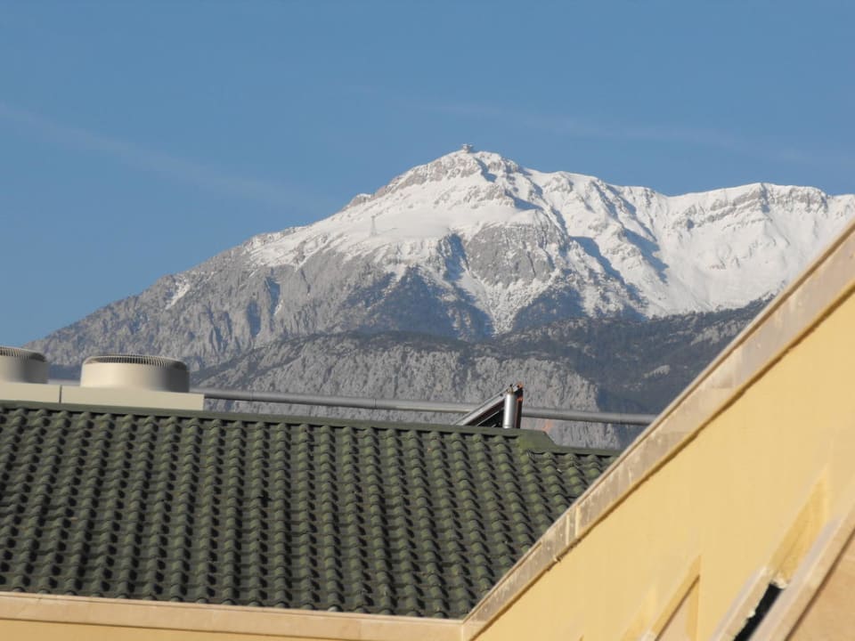 Ausblick auf die Berge Crystal De Luxe