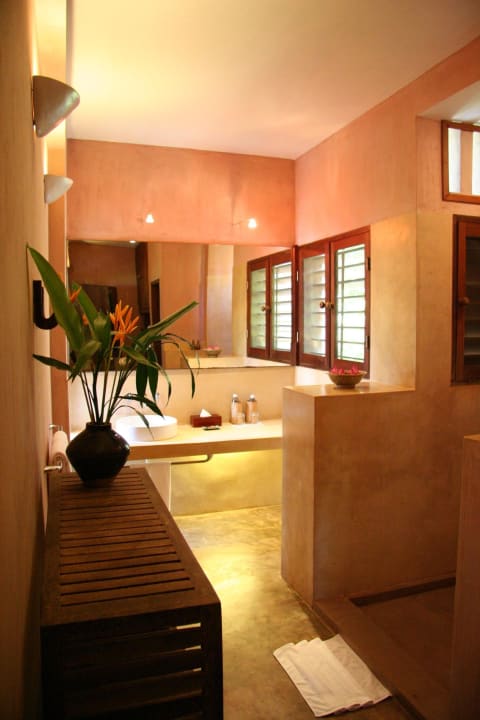Bathroom Hotel Knai Bang Chatt