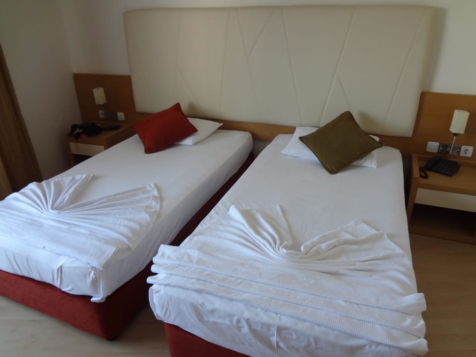 Bett My Home Resort