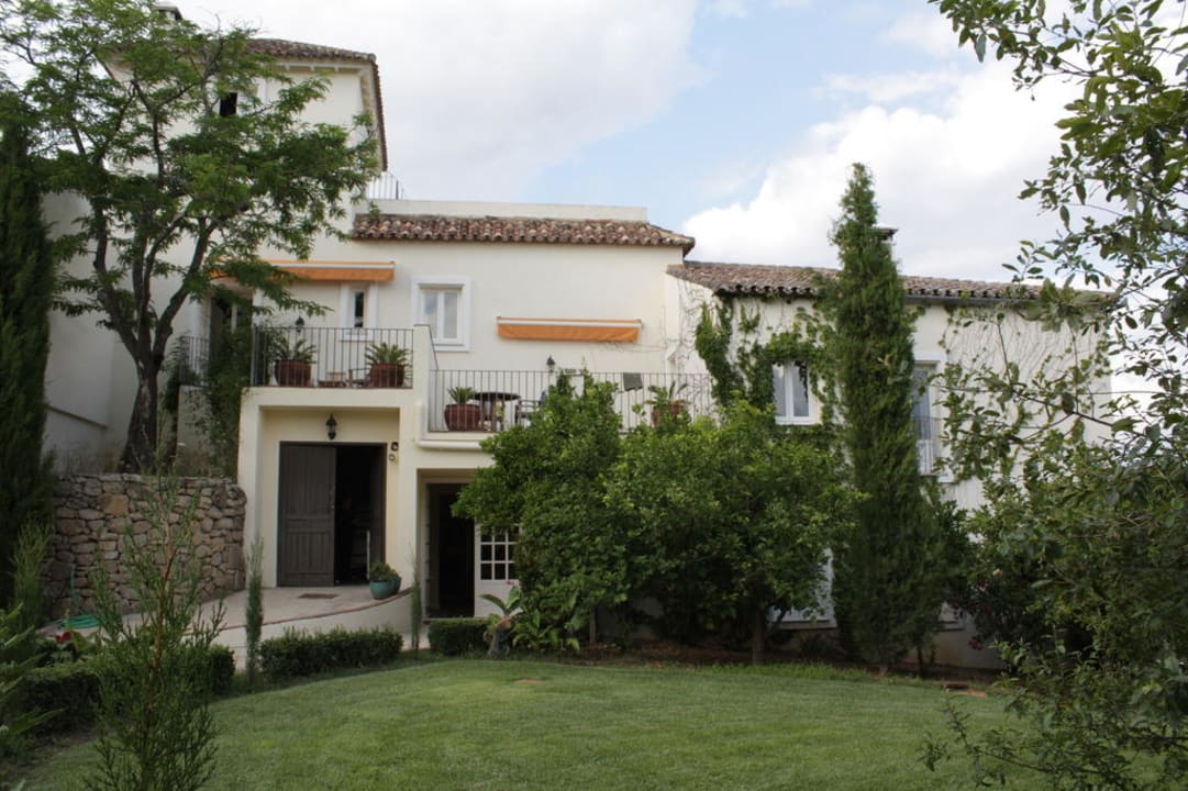 Seitliche Hotelansicht Hotel La Fuente De La Higuera