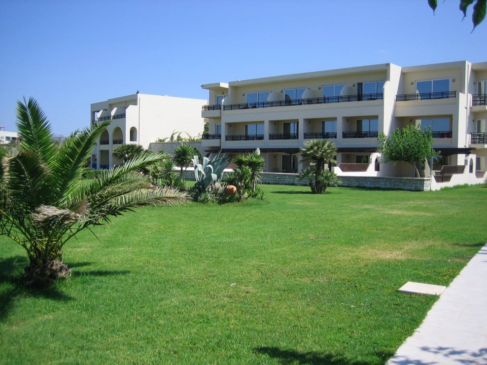 Garten Vantaris Palace