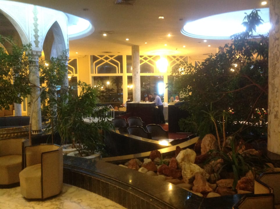 Lobby Hotel Tej Marhaba