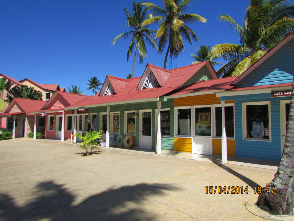 Möglichkeit zum Shoppen bei der Lobby Punta Cana Princess All Suites Resort & Spa
